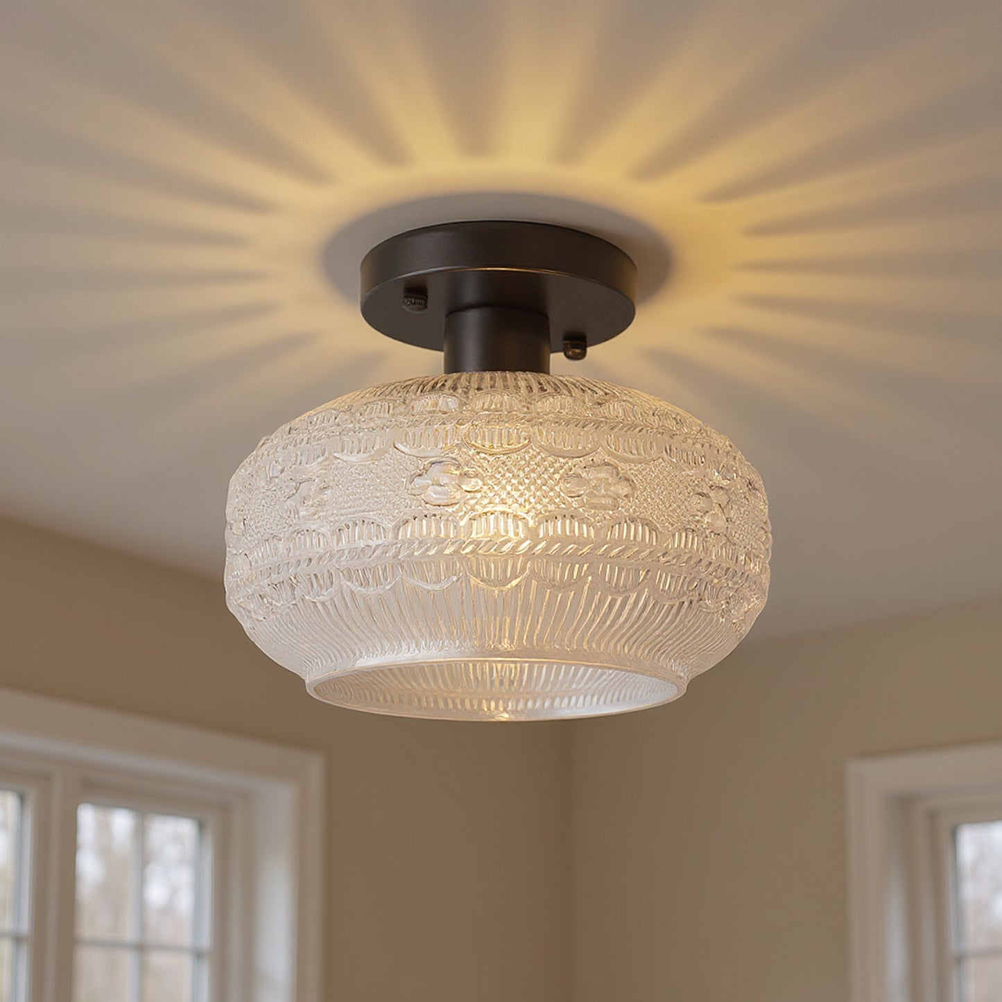 YANSUN Single-Light Ceiling Fixture with Black Matte Finish and 9.5-Inch Globe Glass Shade, Non-Integrated Bulb, E26 Socket